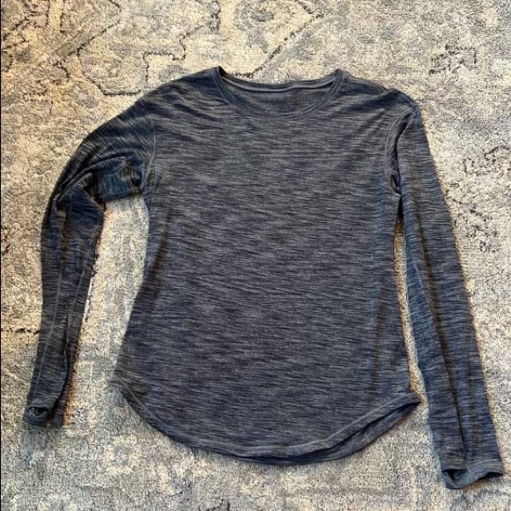 Lululemon long sleeve top